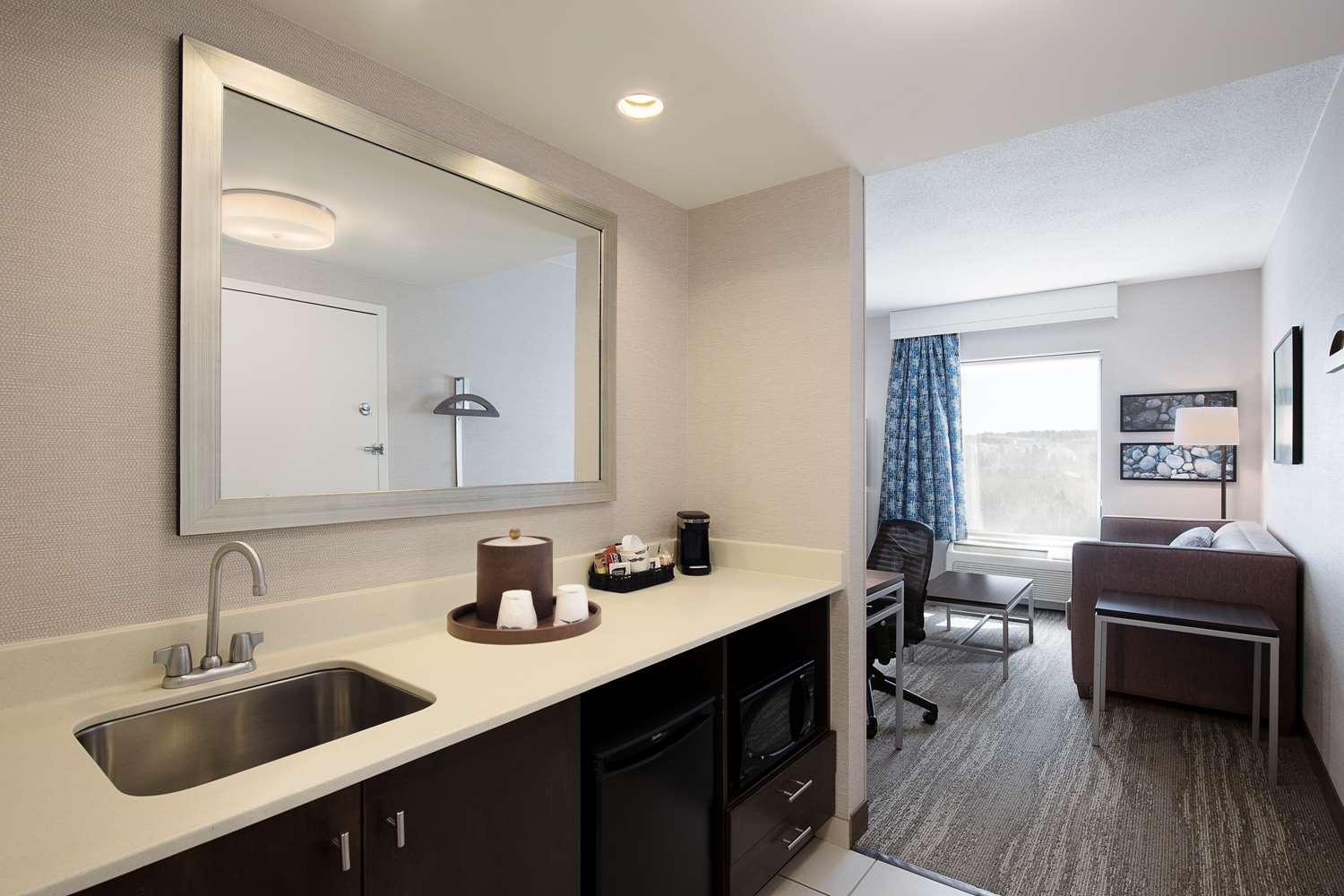 hampton inn and suites by hilton halifax dartmouth