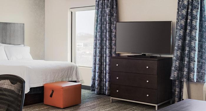 hampton inn and suites by hilton halifax dartmouth