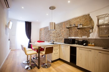 elegant apartments 5 terre la spezia