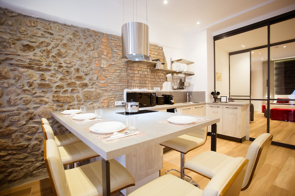 elegant apartments 5 terre la spezia