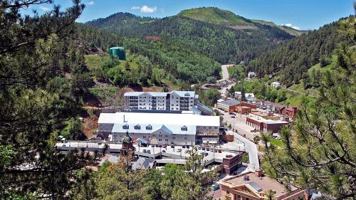holiday inn resort deadwood mountain grand by ihg