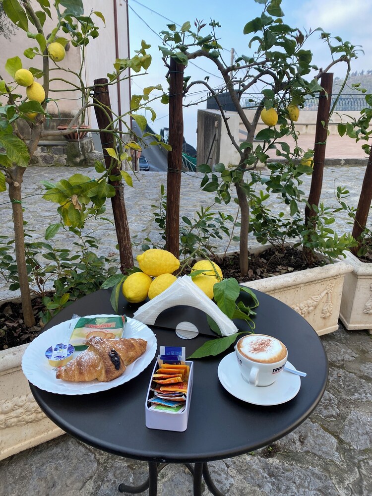 dinta torre bed and breakfast