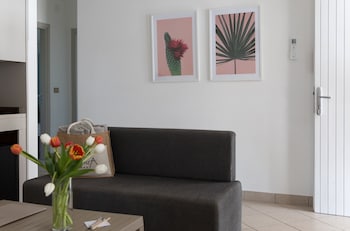 midenza suites and residence