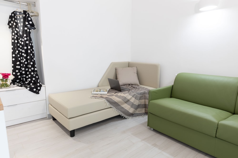 midenza suites and residence