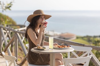 midenza suites and residence