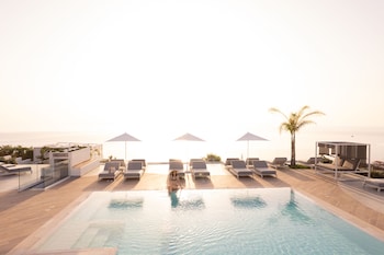 midenza suites and residence