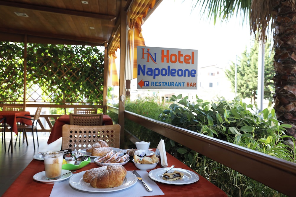 hotel napoleone