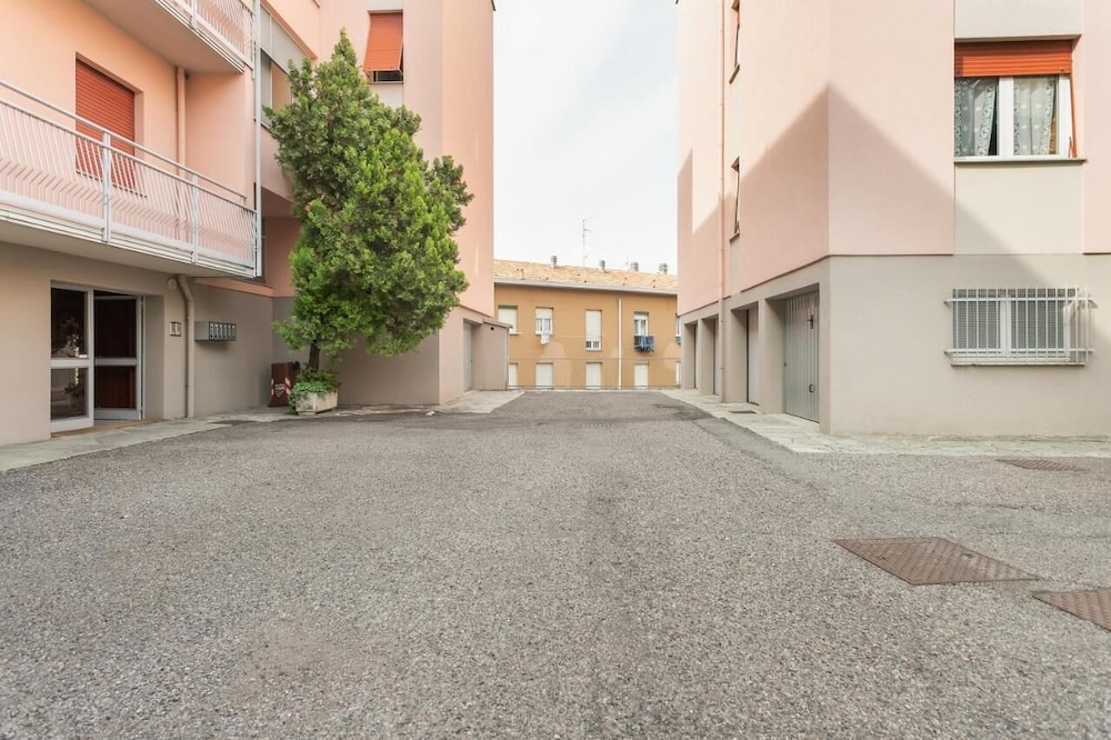 santa chiara apartment by myhomeincomo