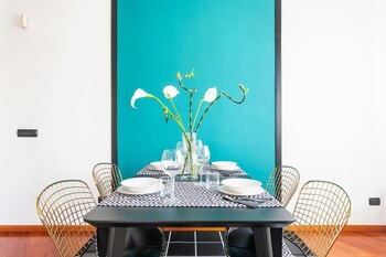 santa chiara apartment by myhomeincomo