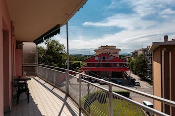 santa chiara apartment by myhomeincomo