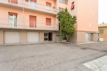 santa chiara apartment by myhomeincomo