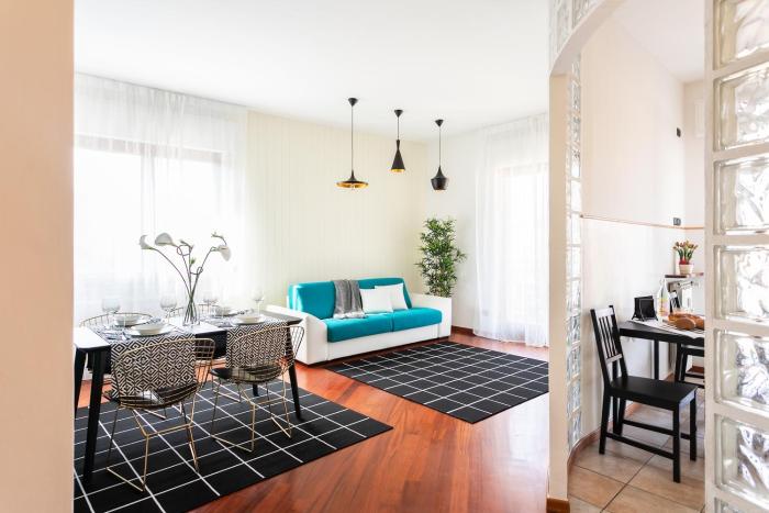 santa chiara apartment by myhomeincomo