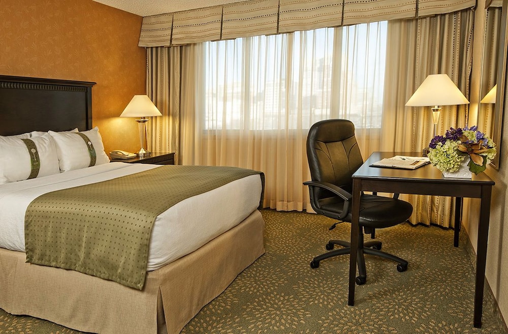 holiday inn alexandria at carlyle by ihg