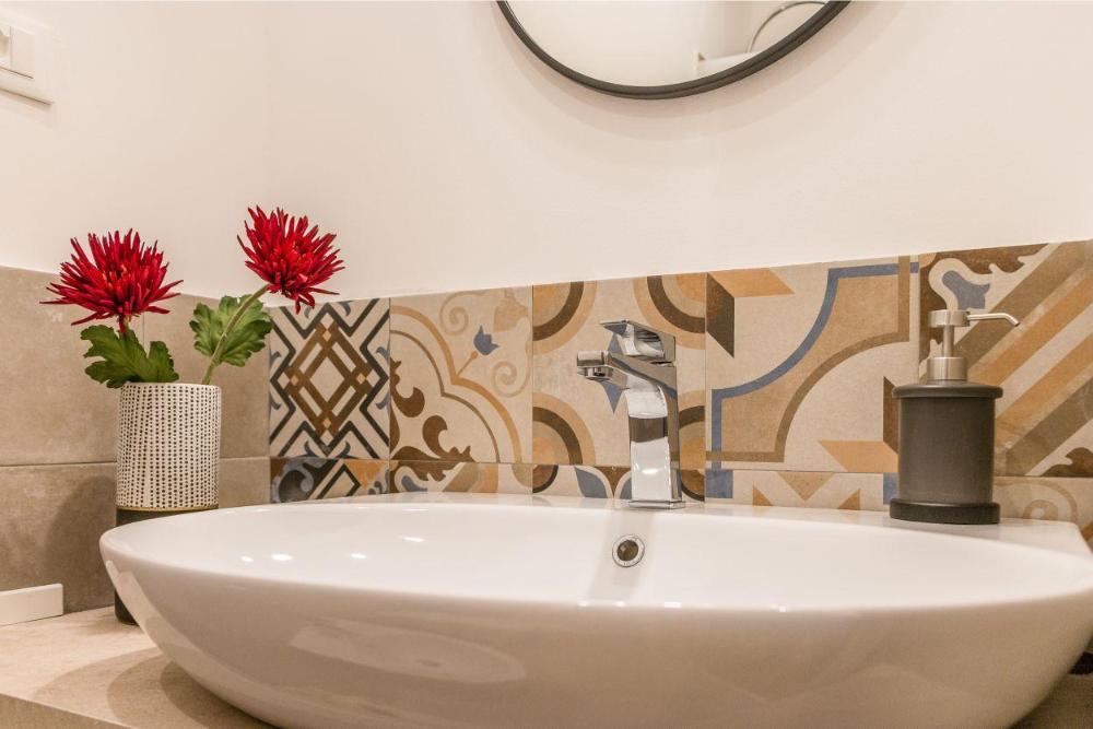 brand new guest room with wi fi in the city center