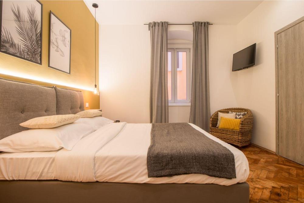 brand new guest room with wi fi in the city center
