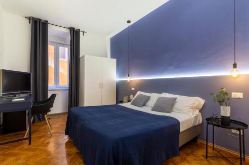 lovely guest room with private bathroom