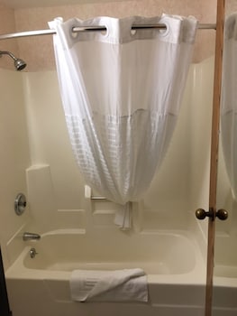 comfort suites delavan lake geneva area