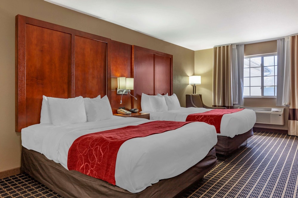 comfort suites delavan lake geneva area
