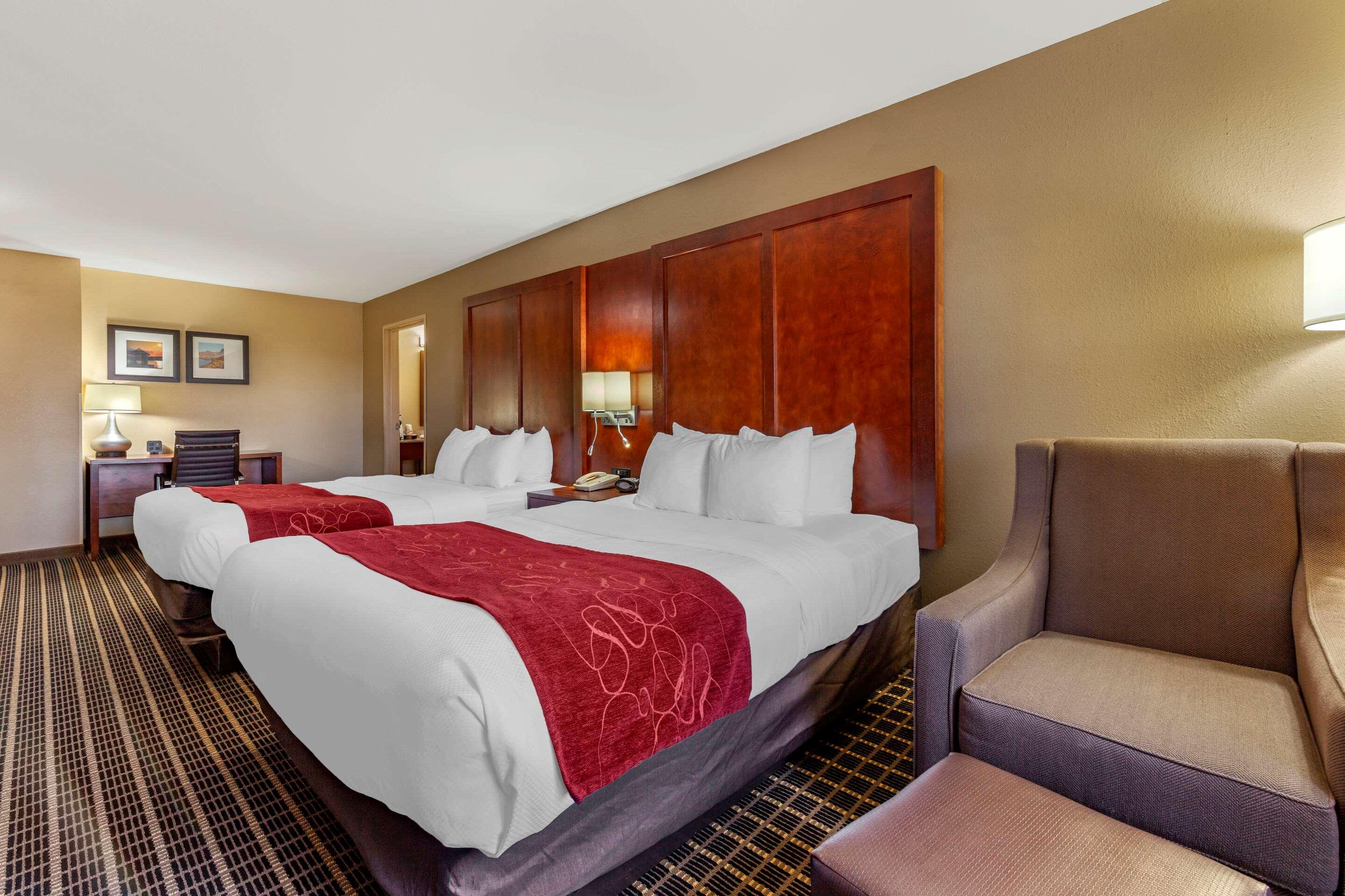 comfort suites delavan lake geneva area