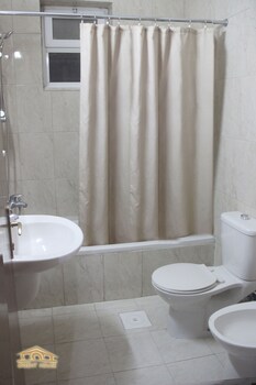 orient house hotel suites