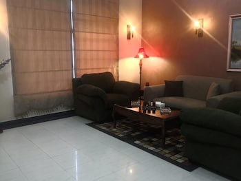 orient house hotel suites