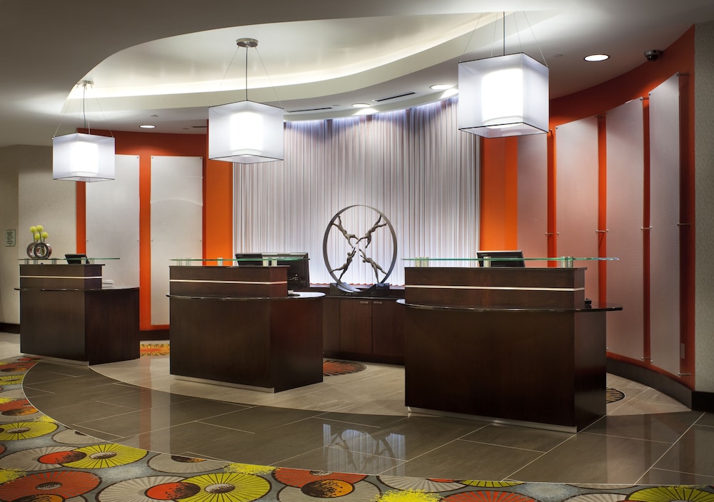 hilton garden inn denver cherry creek