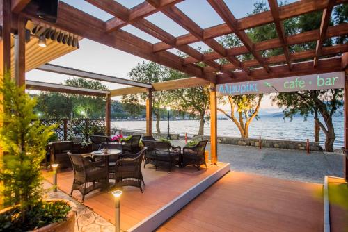 almiriki chios rooms and apartments