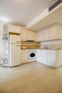 almiriki chios rooms and apartments
