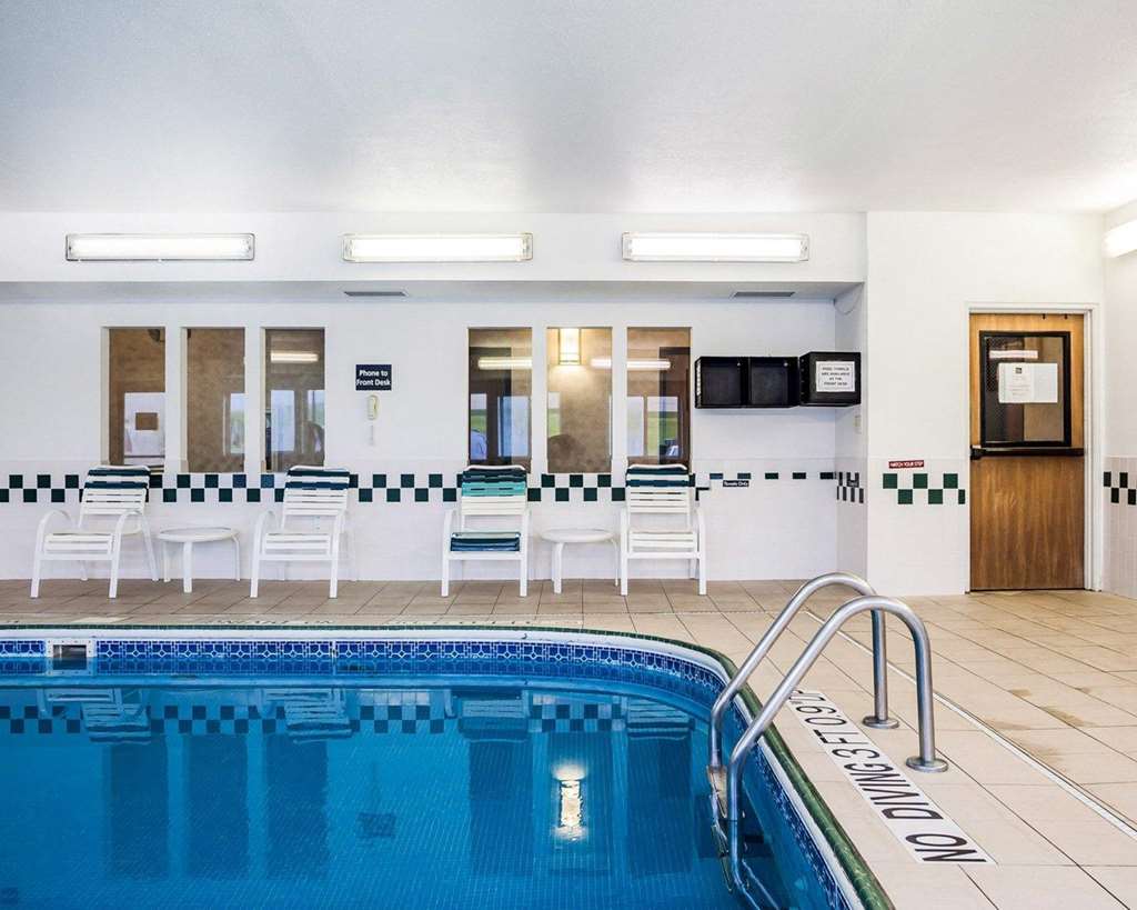 quality inn and suites des moines airport