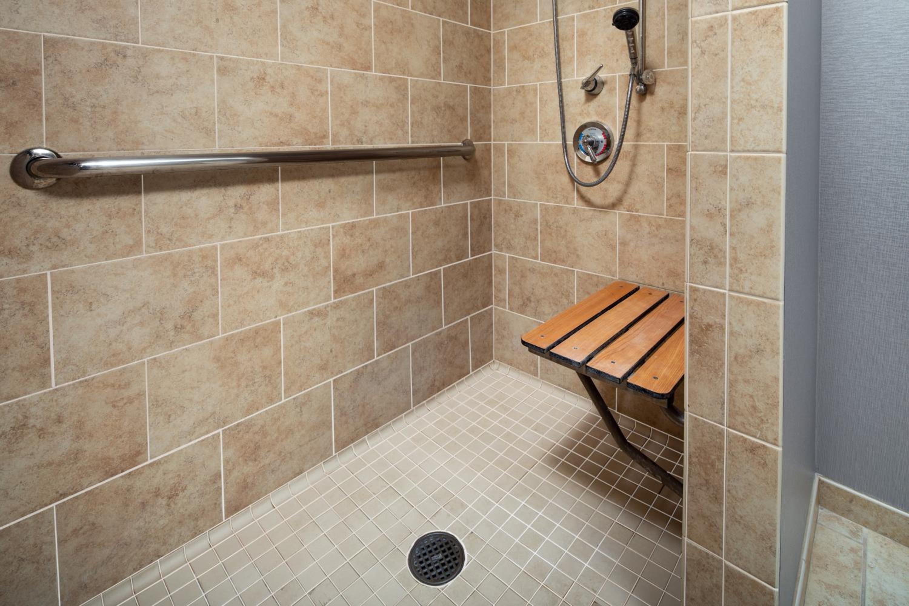 doubletree suites by hilton hotel detroit downtown fort shelby