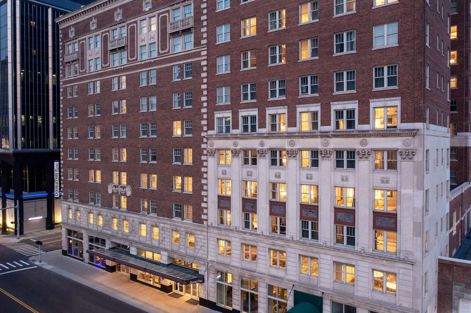 doubletree suites by hilton hotel detroit downtown fort shelby