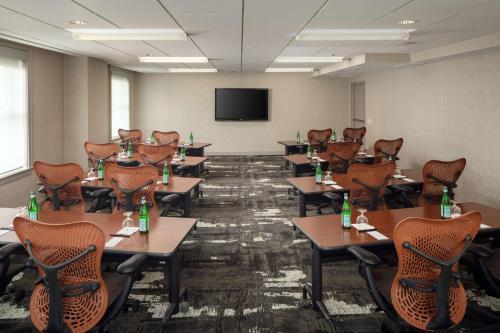 doubletree suites by hilton hotel detroit downtown fort shelby