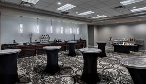 doubletree suites by hilton hotel detroit downtown fort shelby