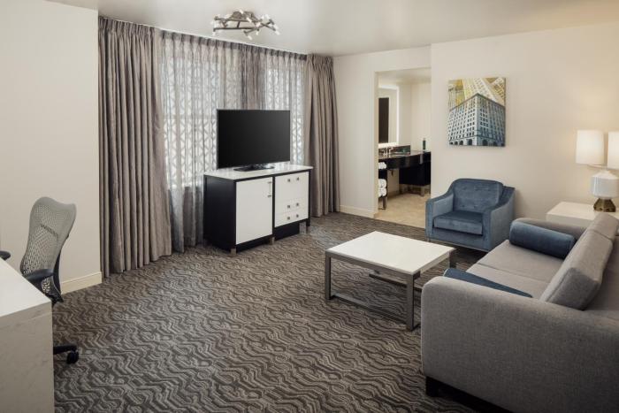 doubletree suites by hilton hotel detroit downtown fort shelby