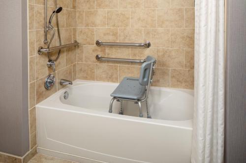 doubletree suites by hilton hotel detroit downtown fort shelby