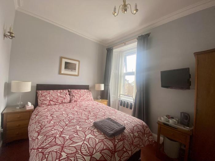 lomond guest house
