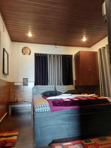 green casa ooty families only