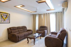 Under My Roof Superio,New Delhi>>Delhi,3.5 star