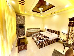 natural resort panhala