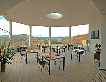 hotel alma