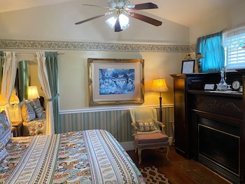penny farthing inn