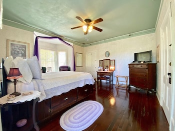 penny farthing inn