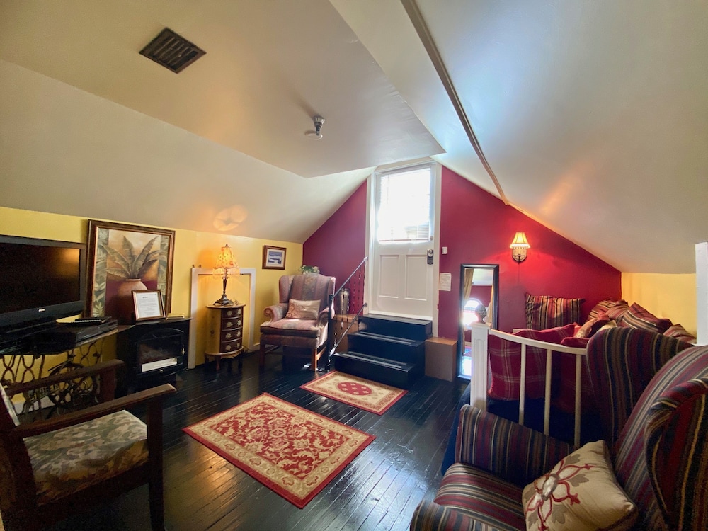 penny farthing inn