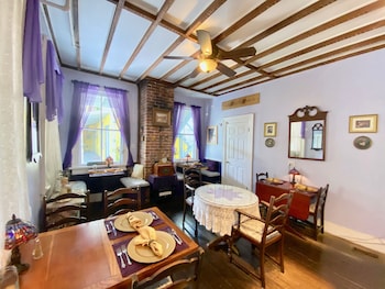 penny farthing inn