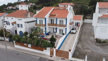 casa encosta da lagoa