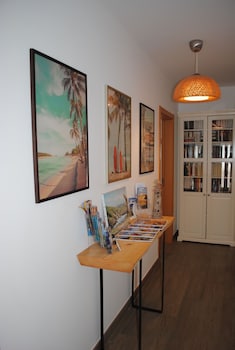 casa encosta da lagoa