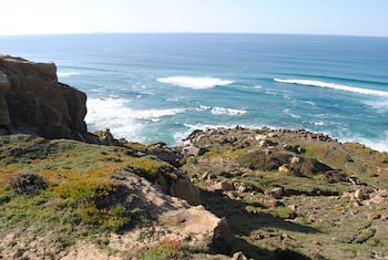 casa encosta da lagoa
