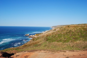 casa encosta da lagoa