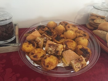 casa encosta da lagoa