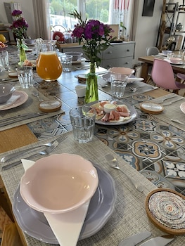 casa encosta da lagoa